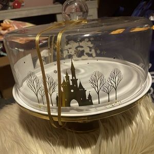 Disneyland Parks Cake Holder